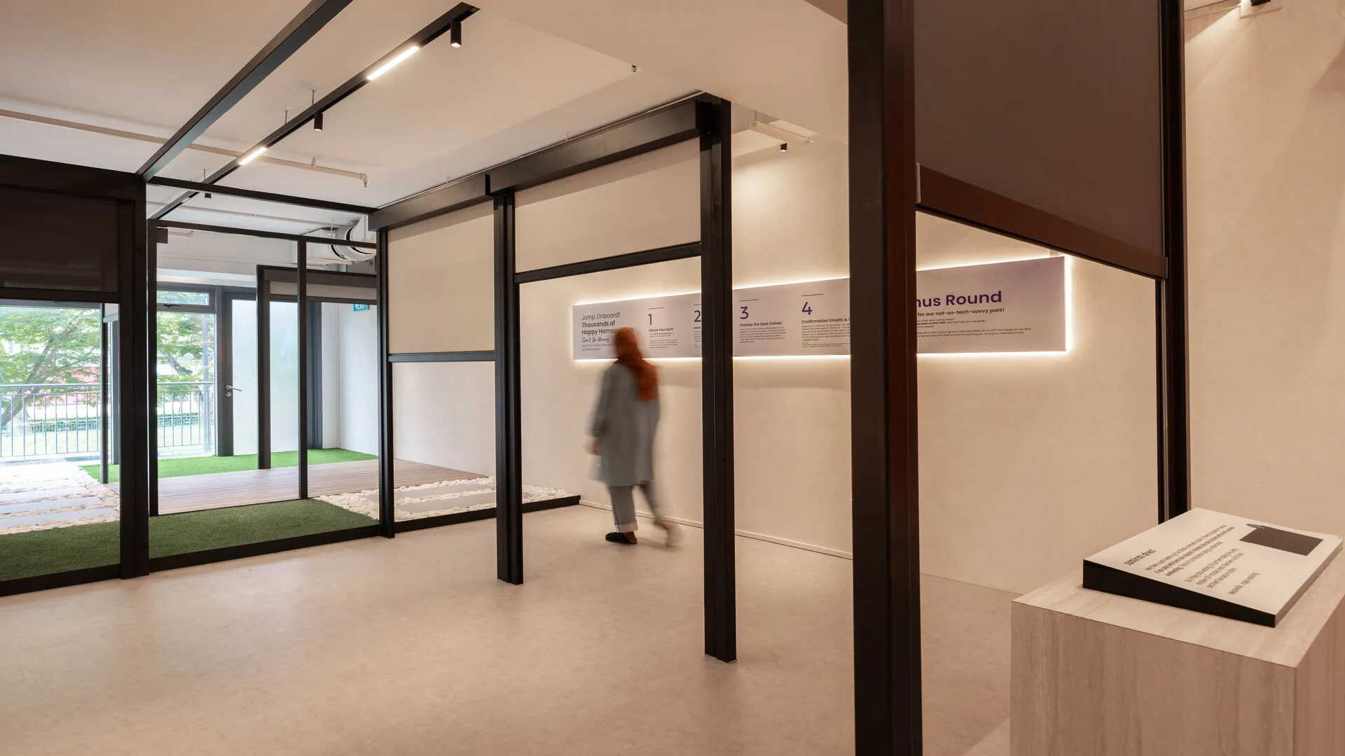 Gallery 9