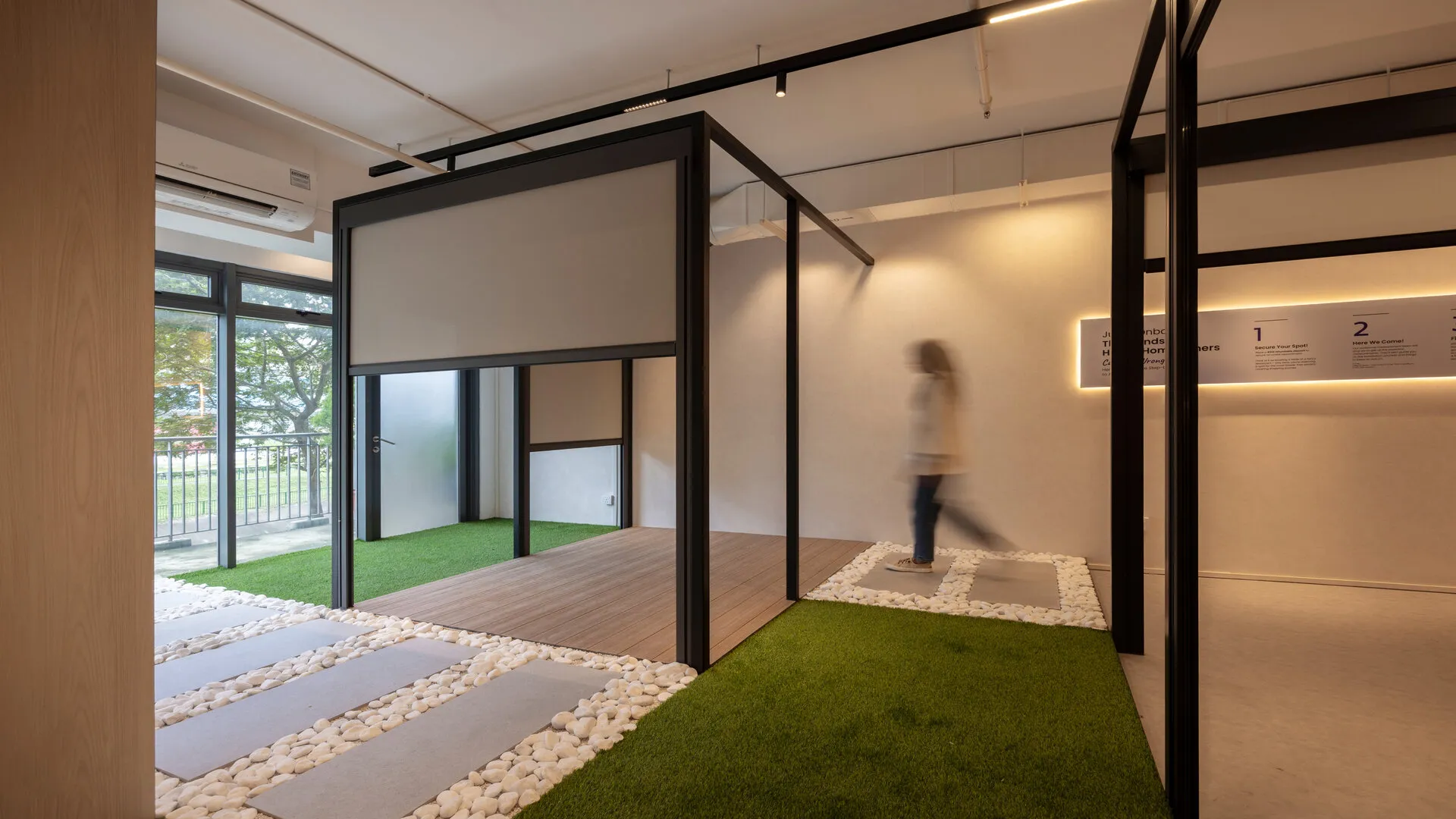 Gallery 11